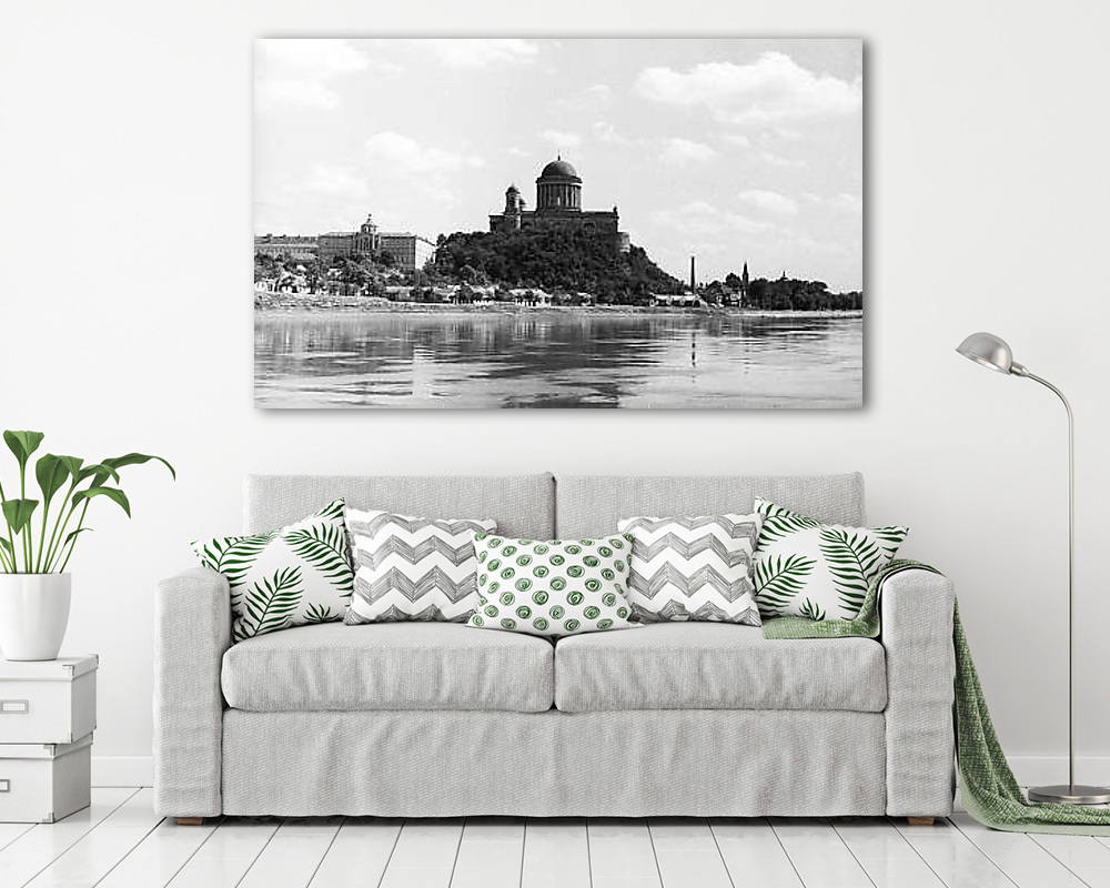 Esztergom a Bazilika a Duna felől nézve (1954) - vászonkép, falikép vásárlás Esztergom a Bazilika a Duna felől nézve (1954) (vászonkép) - vászonkép, falikép otthonra és irodába