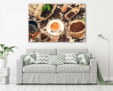 Csésze forró fekete kávé régi fából készült malom csiszolóval és (vászonkép) - vászonkép, falikép otthonra és irodába