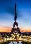 Az Eiffel-torony naplementében (id: 3267) falikép keretezve