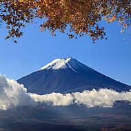 A Fuji szent hegy Japánban a háttérben vászonkép, poszter vagy falikép