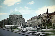 Pécs, Széchenyi tér és a Dzsámi. (1946) vászonkép, poszter vagy falikép