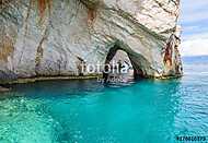 Híres kék barlangok és a Krkari-öböl kristályvizű vizei vászonkép, poszter vagy falikép