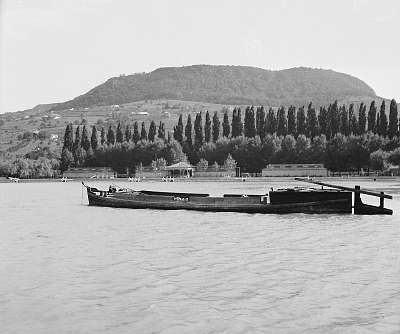 Badacsony a Balatonról nézve (1936) (bögre) - vászonkép, falikép otthonra és irodába