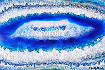 Amazing white blue Agate Crystal cross section. Natural translucent agate crystal surface, Blue abstract structure slice mineral (keretezett kép) - vászonkép, falikép otthonra és irodába