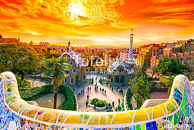 View of the city from Park Guell in Barcelona, Spain, at sunrise (többrészes kép) - vászonkép, falikép otthonra és irodába