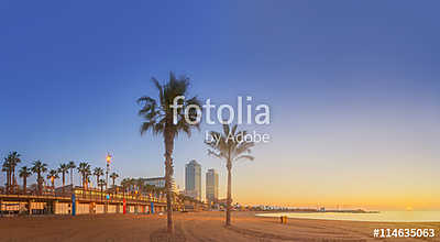 Barceloneta Beach in Barcelona at sunrise (fotótapéta) - vászonkép, falikép otthonra és irodába