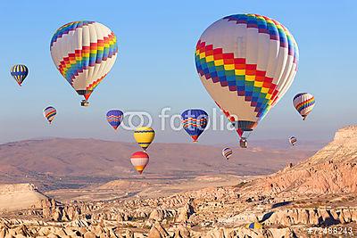 Léggömbök a Cappadocia felett. (többrészes kép) - vászonkép, falikép otthonra és irodába