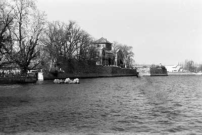 Tata, Öreg-tó és hátérben a vár (1959) (többrészes kép) - vászonkép, falikép otthonra és irodába