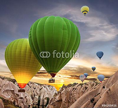 Megcsillanó horizont Cappadocia-ban (fotótapéta) - vászonkép, falikép otthonra és irodába