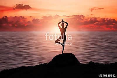 Silhouette of a girl practicing yoga  (fotótapéta) - vászonkép, falikép otthonra és irodába