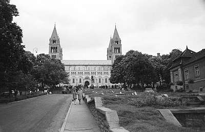 Szent Péter- és Szent Pál-székesegyház, Pécs (1963) (többrészes kép) - vászonkép, falikép otthonra és irodába