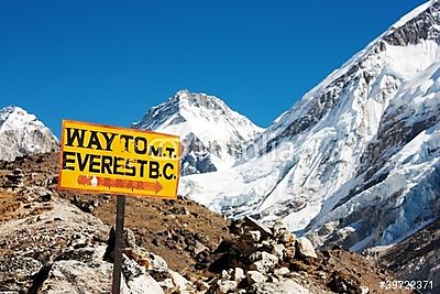 tábla útja az Everest bc és himalájai panoráma felszereléséhez (többrészes kép) - vászonkép, falikép otthonra és irodába