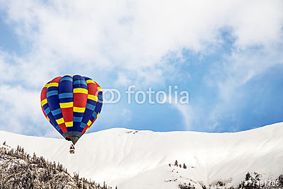 Hőlégballon Château-d'Oex-nál (keretezett kép) - vászonkép, falikép otthonra és irodába