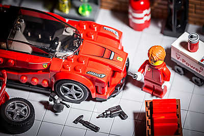 LEGO Racer - Ferrari garázs (keretezett kép) - vászonkép, falikép otthonra és irodába