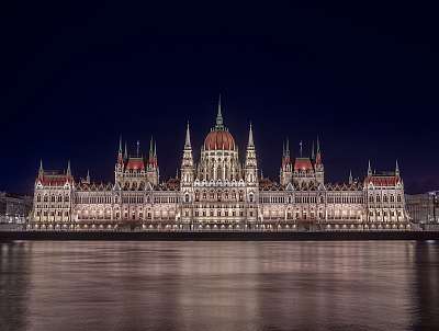 Parlament éjjel, Budapest (többrészes kép) - vászonkép, falikép otthonra és irodába