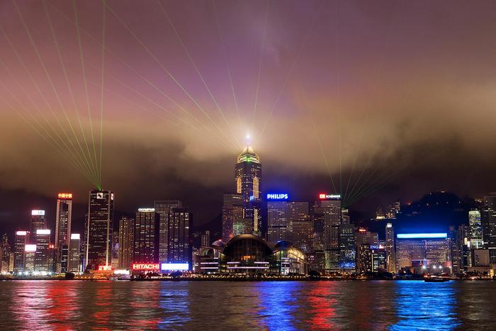 Hongkong az esti fényjátékban, 