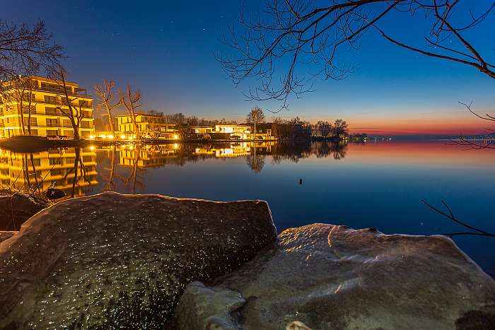 Esti fények (Balatonlelle), 