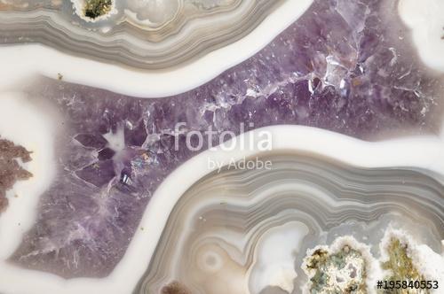 Closeup of a polished banded Agate geode filled with purple Amethyst Quartz crystals., Premium Kollekció