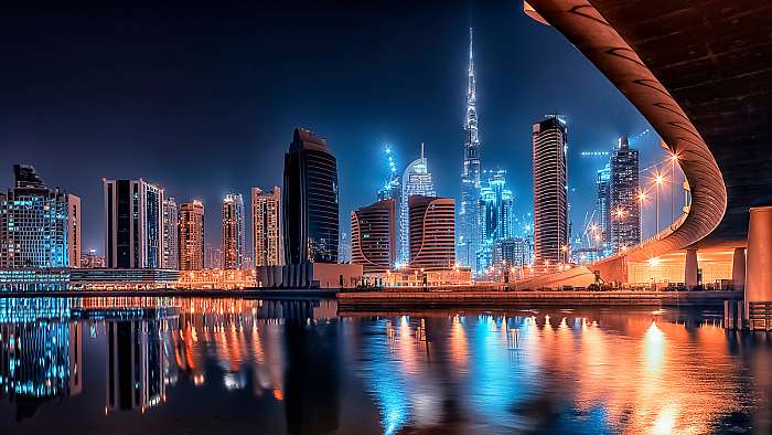Dubai fényei éjjel, 