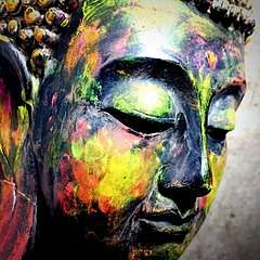 Színes Buddha, 