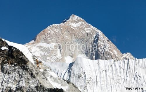 Makalu hegylánca (8463 m) megtekintése Kongma La passról, Premium Kollekció