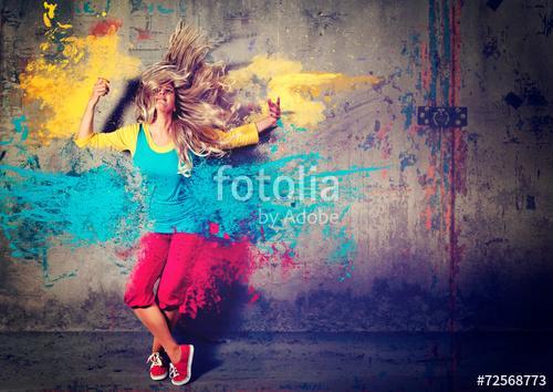dancing girl with color splashes - movin 04, Premium Kollekció