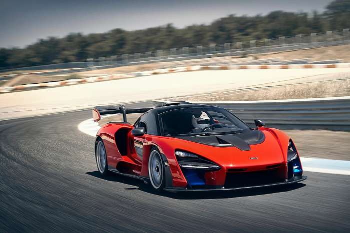 McLaren Senna a pályán, 