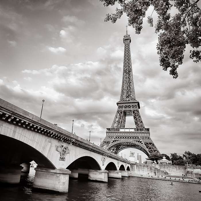 Eiffel-torony kilátás a Seine-folyó téren, Premium Kollekció