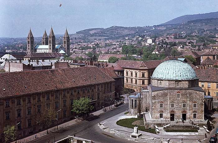 Pécs, Széchenyi tér a Dzsámival (1965), 