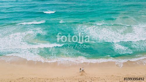 Family on the beach. Just sand and ocean, Premium Kollekció