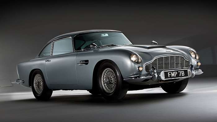 Aston Martin DB5 stúdiókép, 