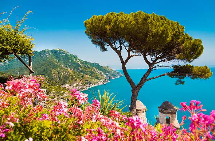 Amalfi part, a Salerno-i öböllel, 