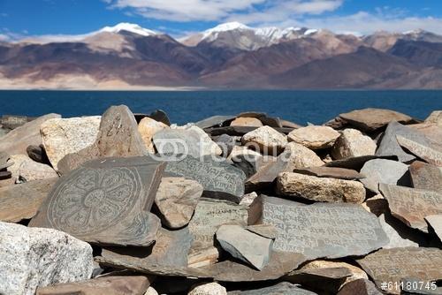 Mani fal és Tso Moriri tó - Rupshu völgy - Ladakh - India, Premium Kollekció