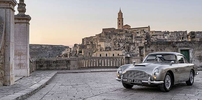 Aston Martin DB5, James Bond panoráma, 