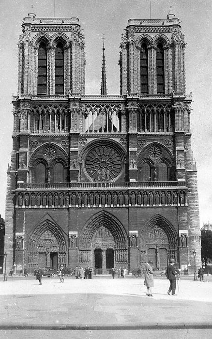 A Notre-Dame székesegyház 1930-ban, 