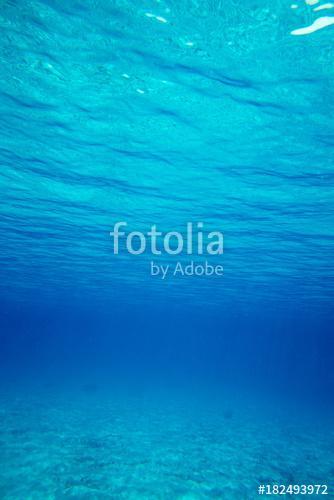 Underwater blue ocean background in sea, Premium Kollekció
