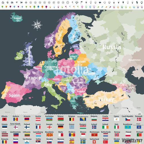 Európa térképe a régiók határain át színezett országokkal. Zászl, Premium Kollekció