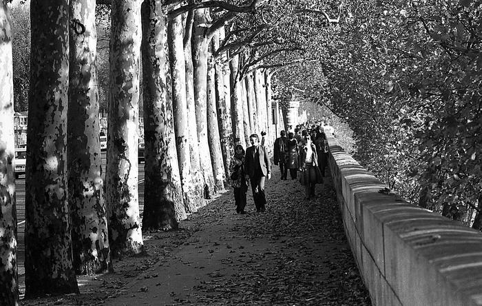 Párizs Quai des Tuileries a Pont de la Concorde felől nézve (1971), 