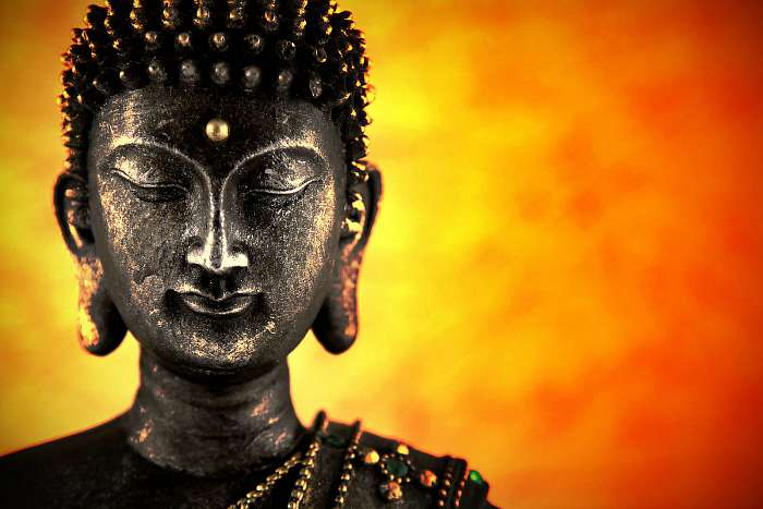 Buddha szobor a háttérben a fény, Premium Kollekció