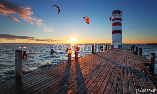 Világítótorony a Neusiedl-tónál naplementekor, Premium Kollekció